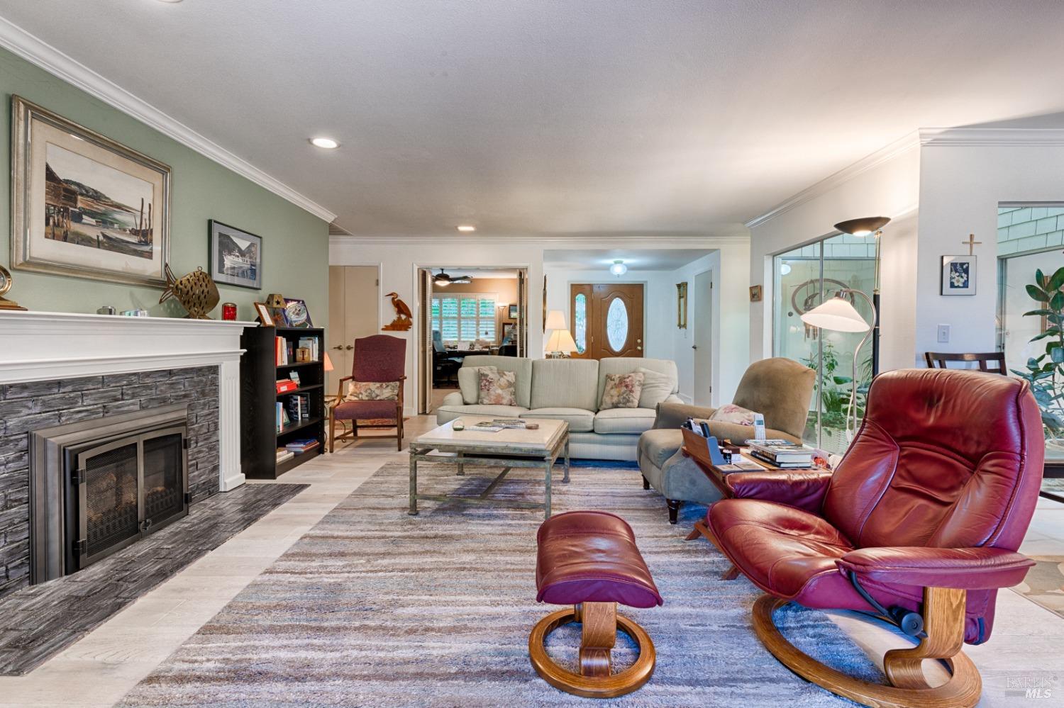 6477 Meadowridge Drive