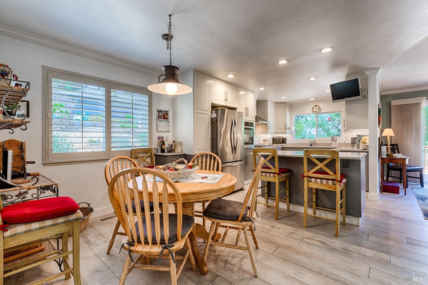 6477 Meadowridge Drive
