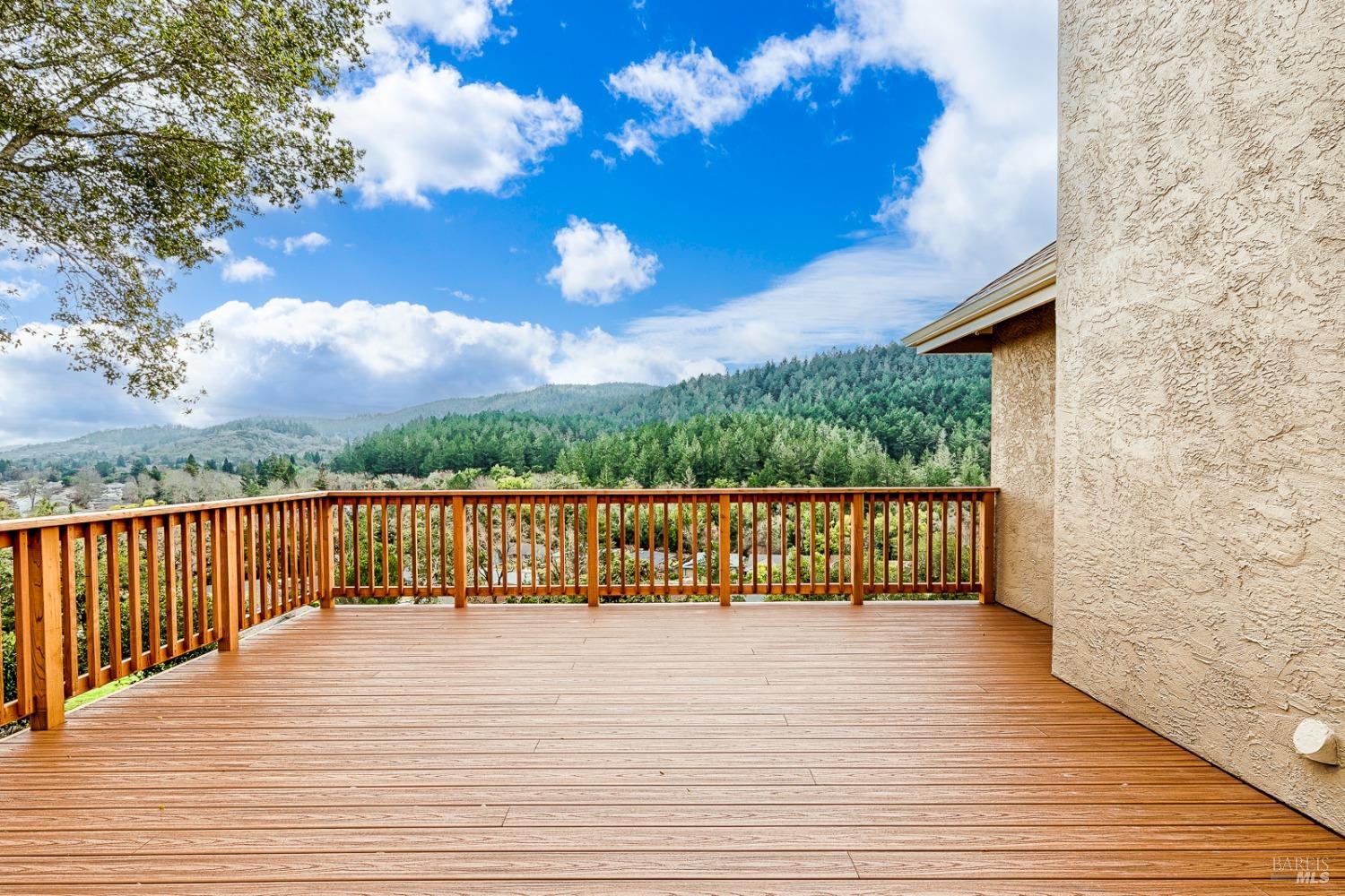 6368 Meadowridge Drive
