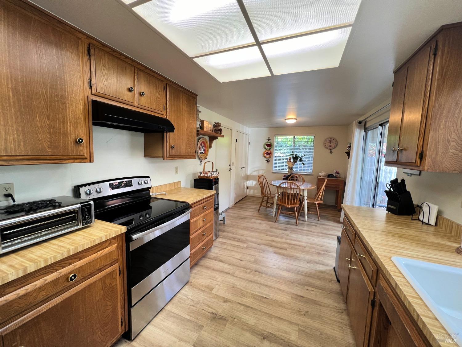 7377 Oak Leaf Drive
