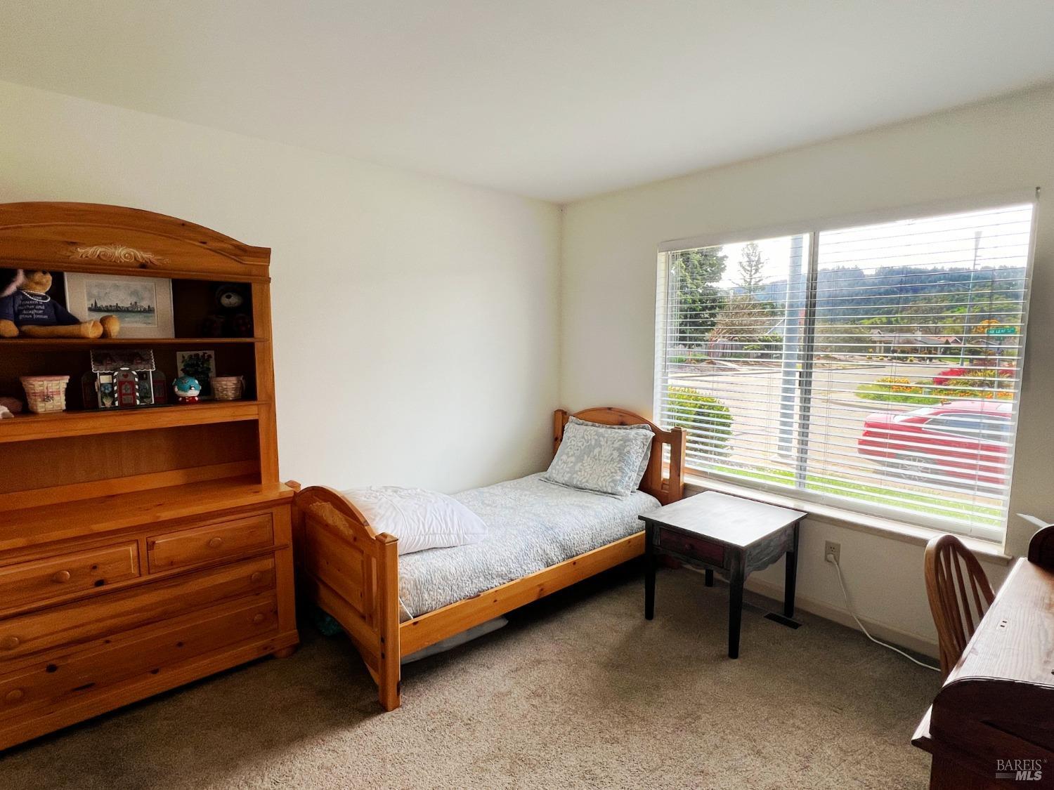 7377 Oak Leaf Drive
