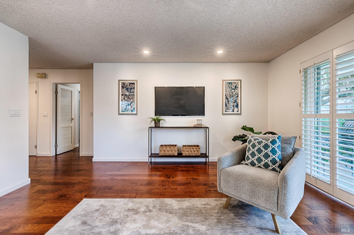 135 Mountain Vista Circle
