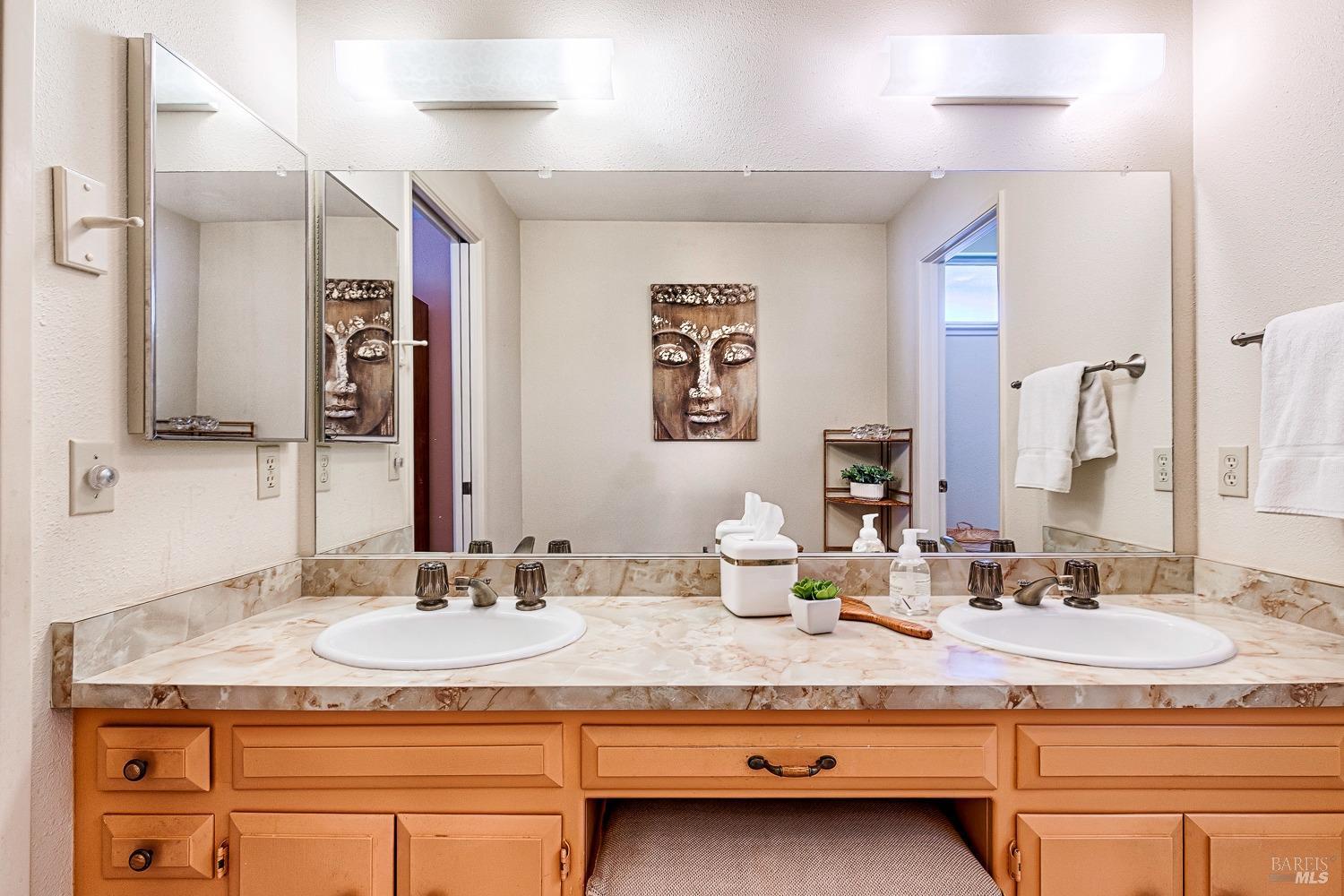 8891 Oakmont Drive