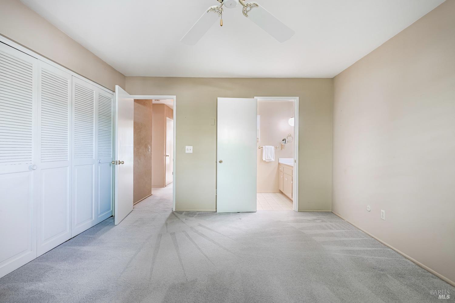 221 Belhaven Court