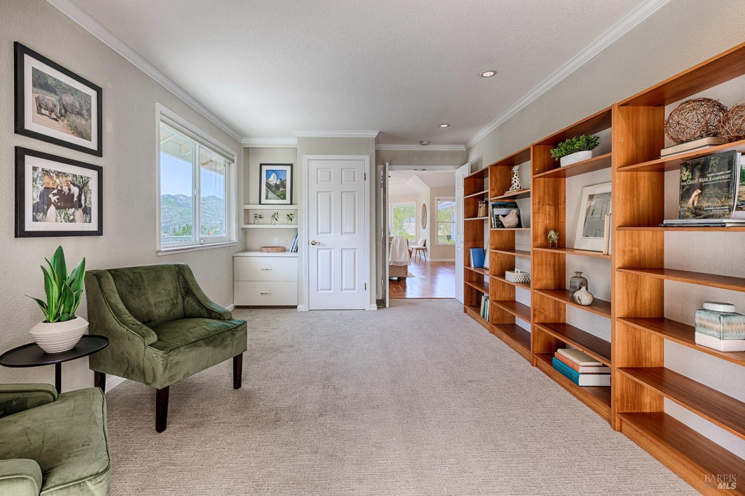 445 Crestridge Place