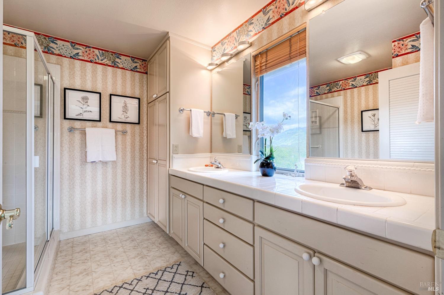 402 Trail Ridge Place