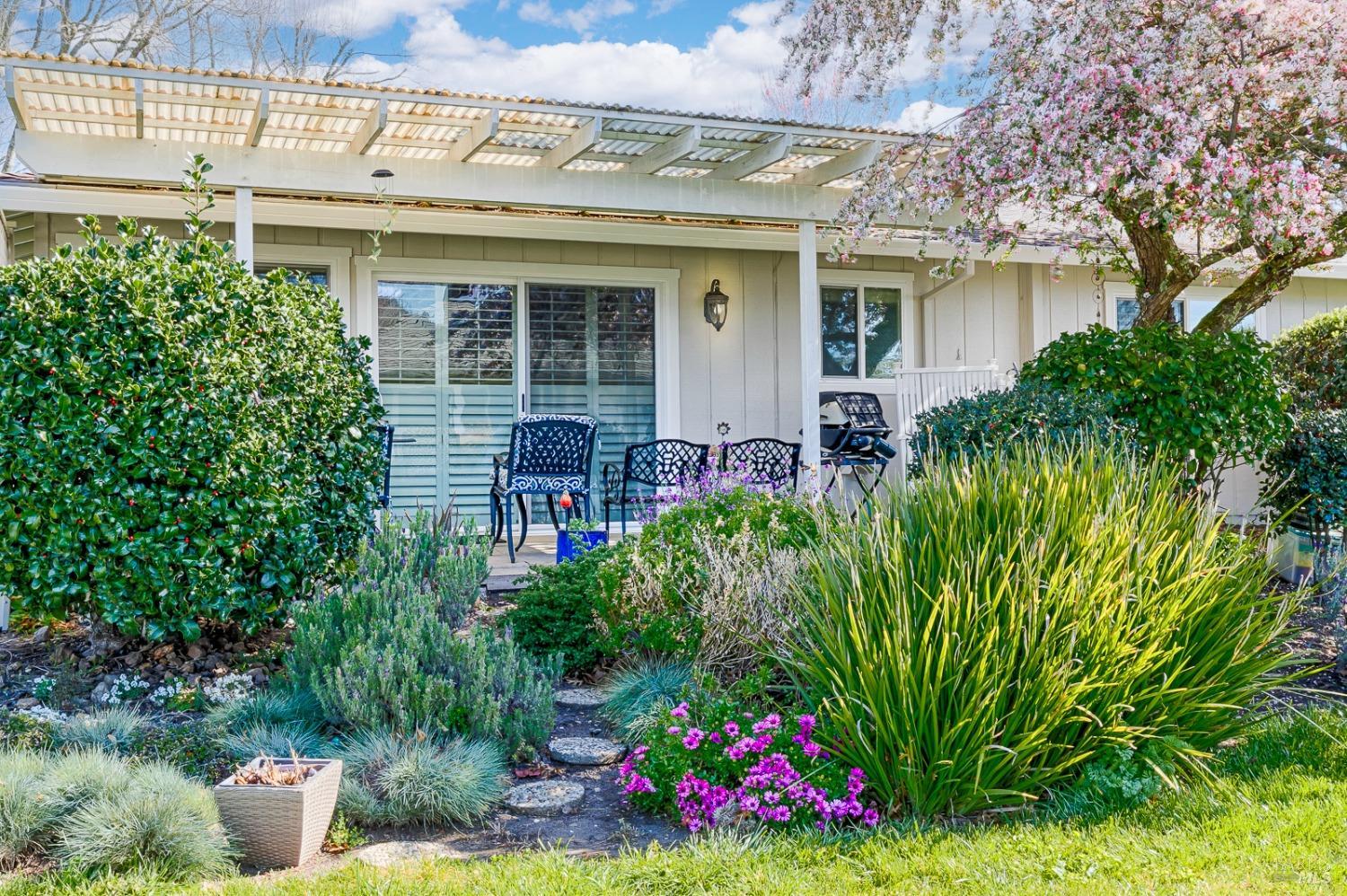 135 Mountain Vista Circle