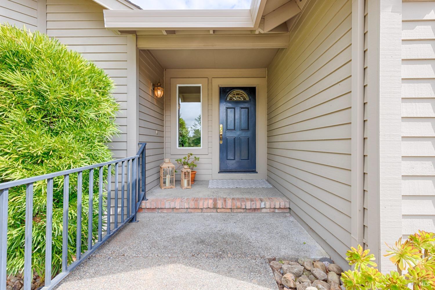 402 Trail Ridge Place