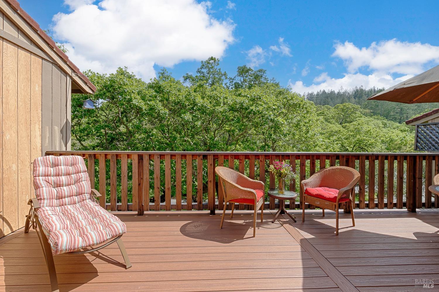 4 Oak Forest Lane