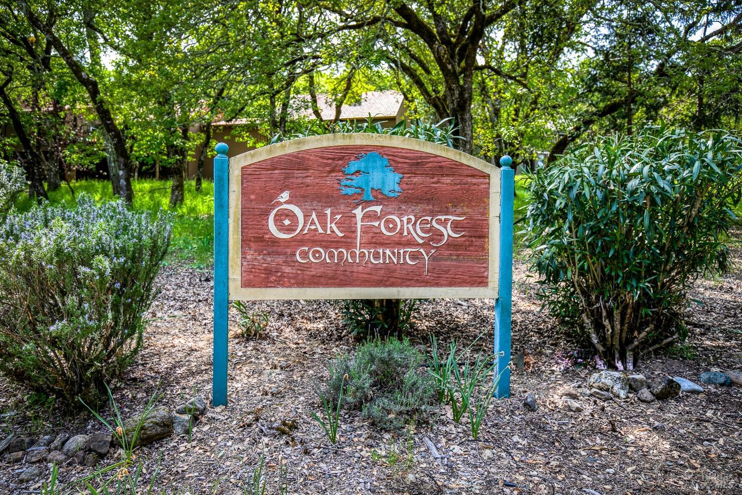 4 Oak Forest Lane