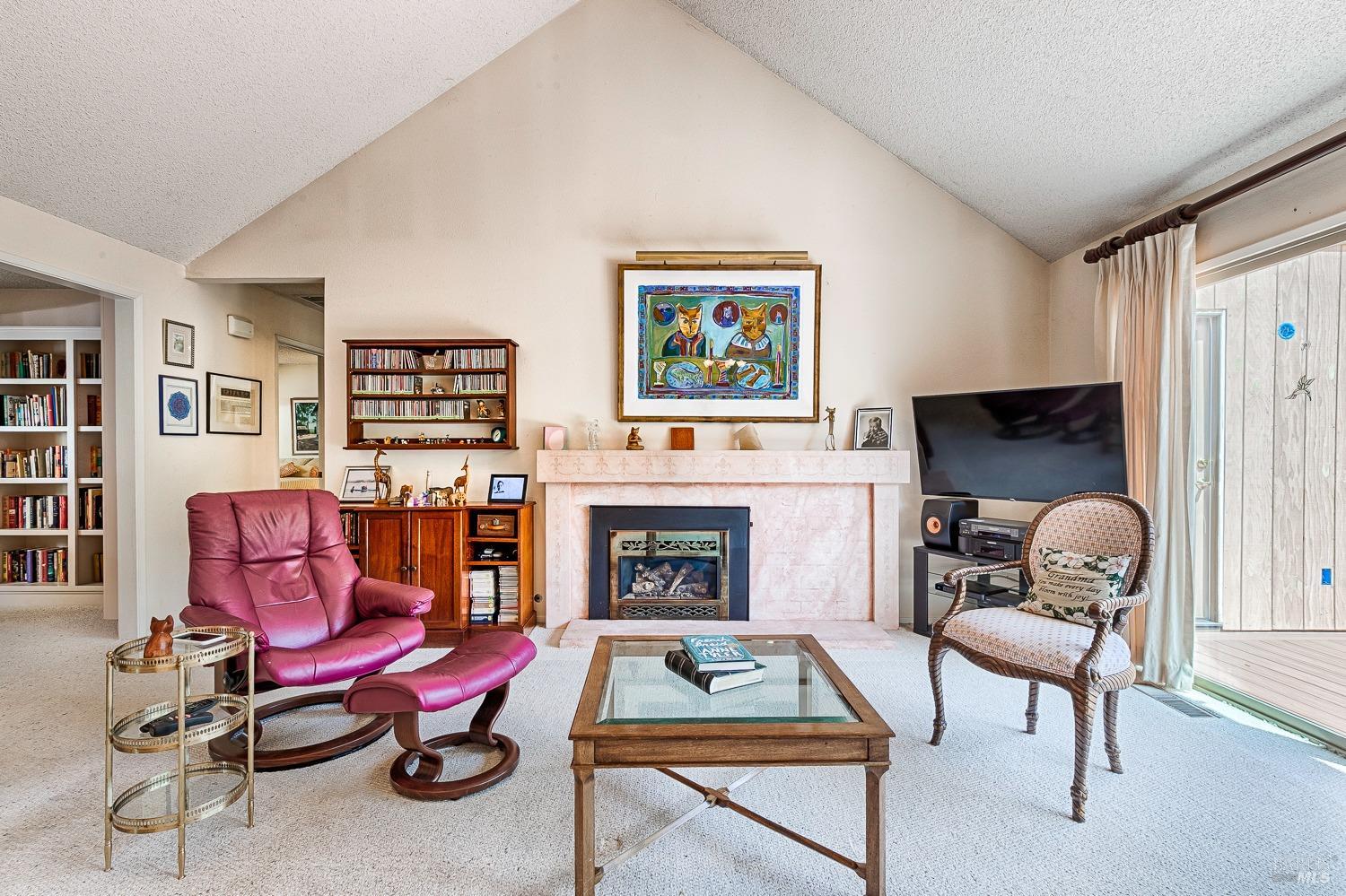 4 Oak Forest Lane