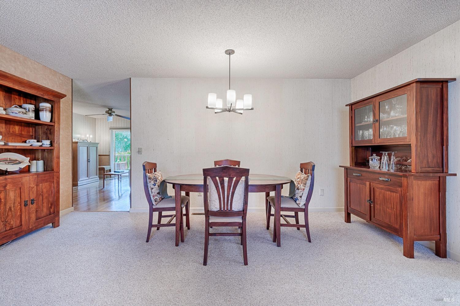 8891 Oakmont Drive