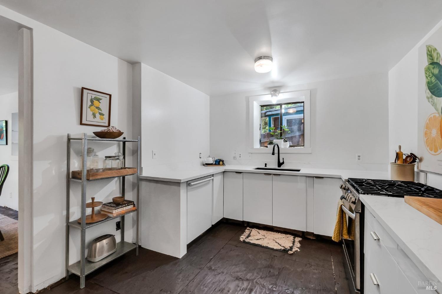 146 Redwood Avenue in Camp Meeker