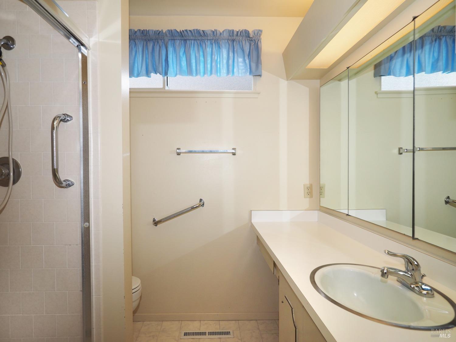 120 Oak Island Circle