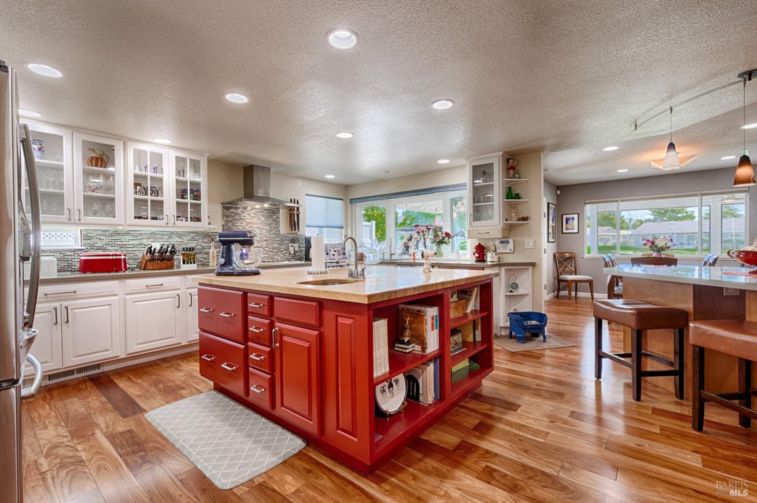 348 Oak Leaf Circle