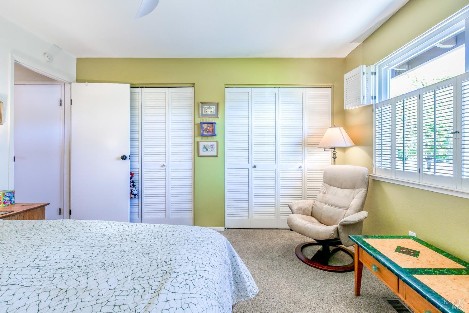 480 Oak Brook Court