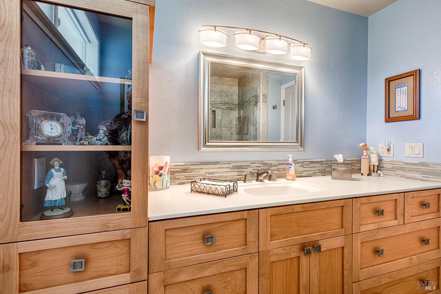 348 Oak Leaf Circle
