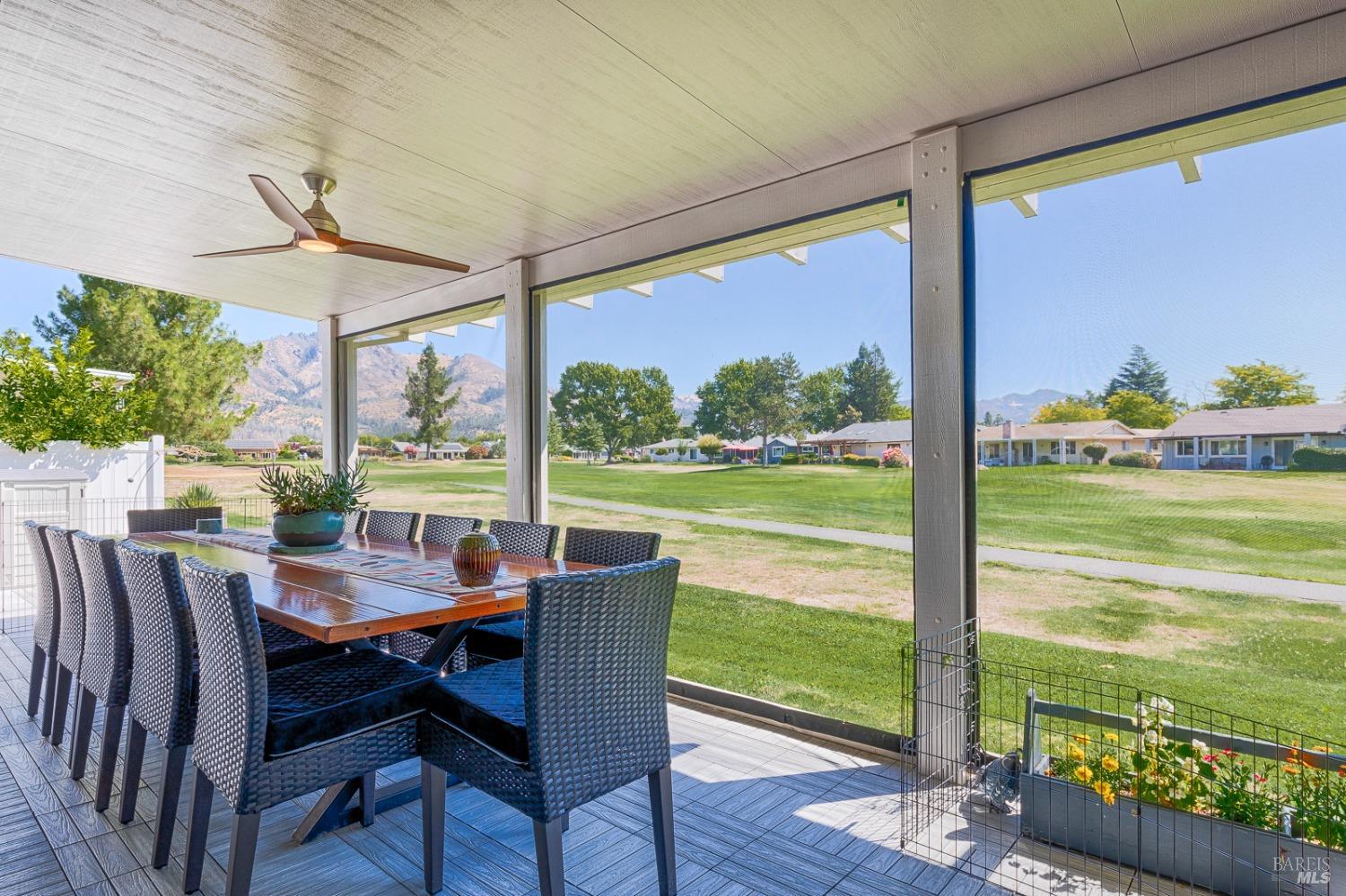 348 Oak Leaf Circle
