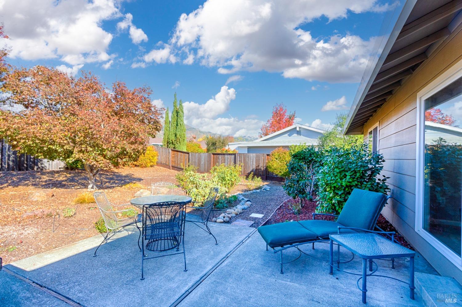 8916 Oakmont Drive