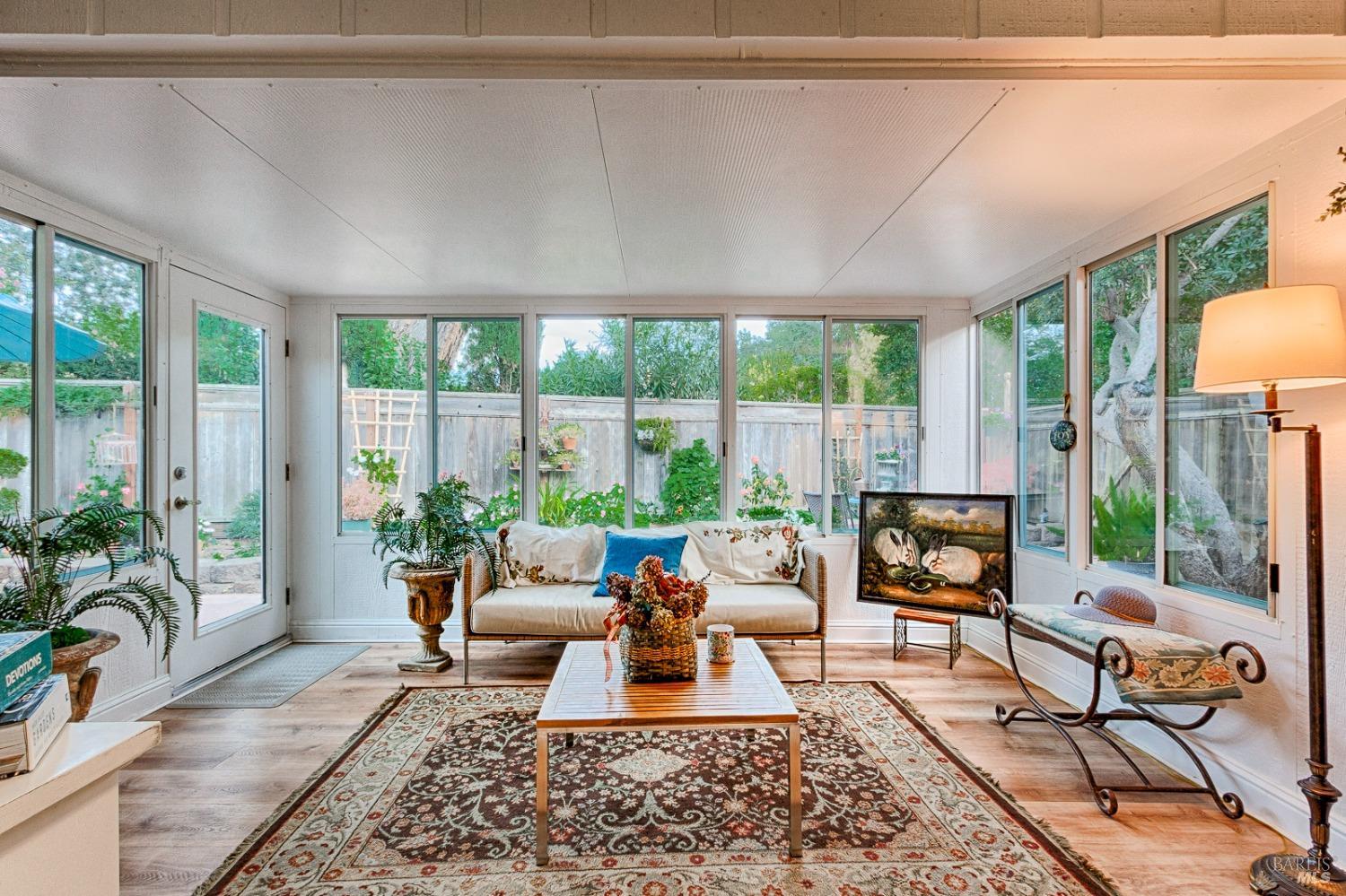 20 Meadowgreen Circle
