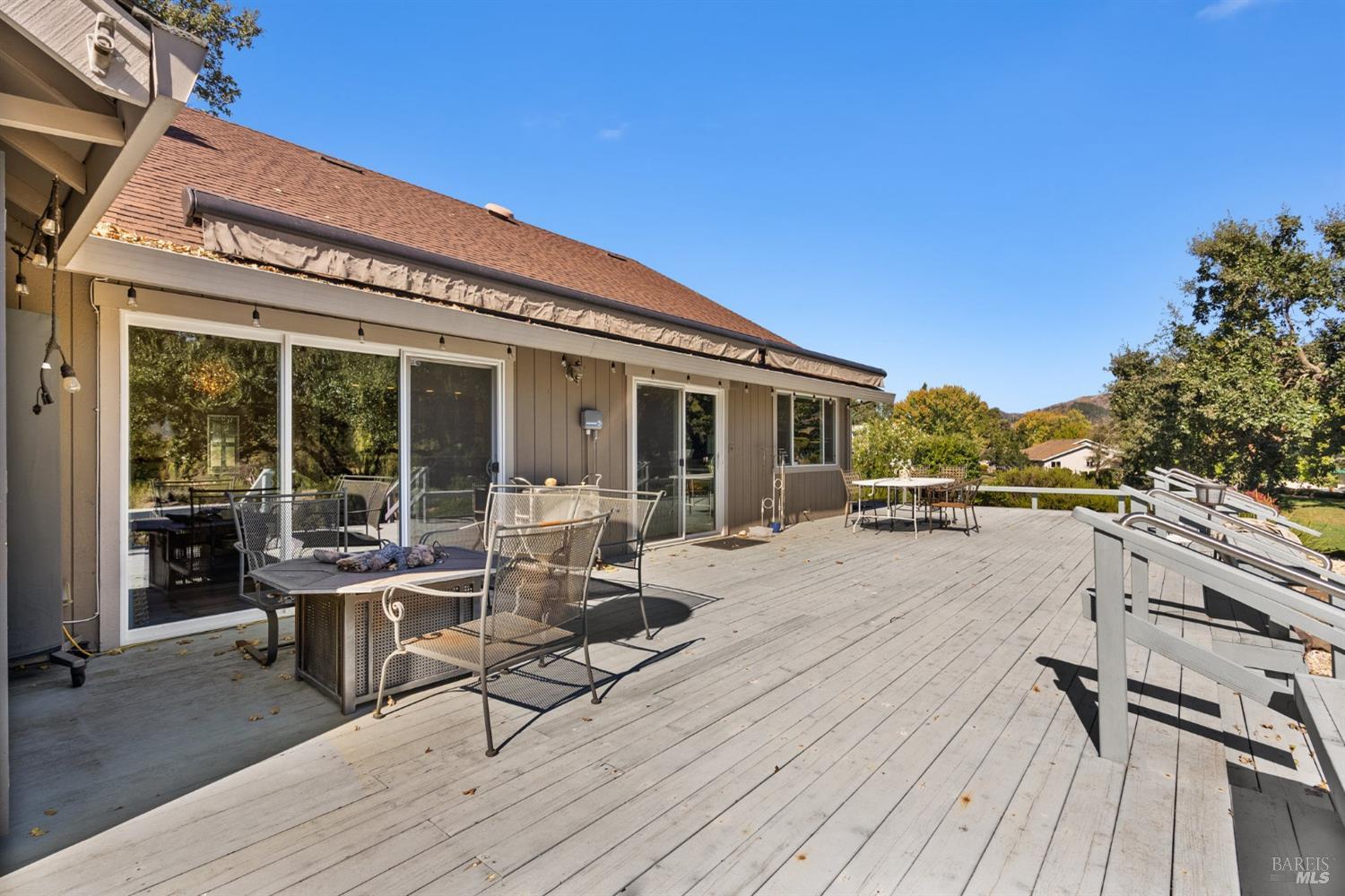 332 Miramonte Way