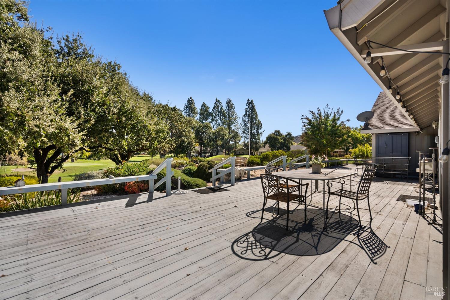 332 Miramonte Way