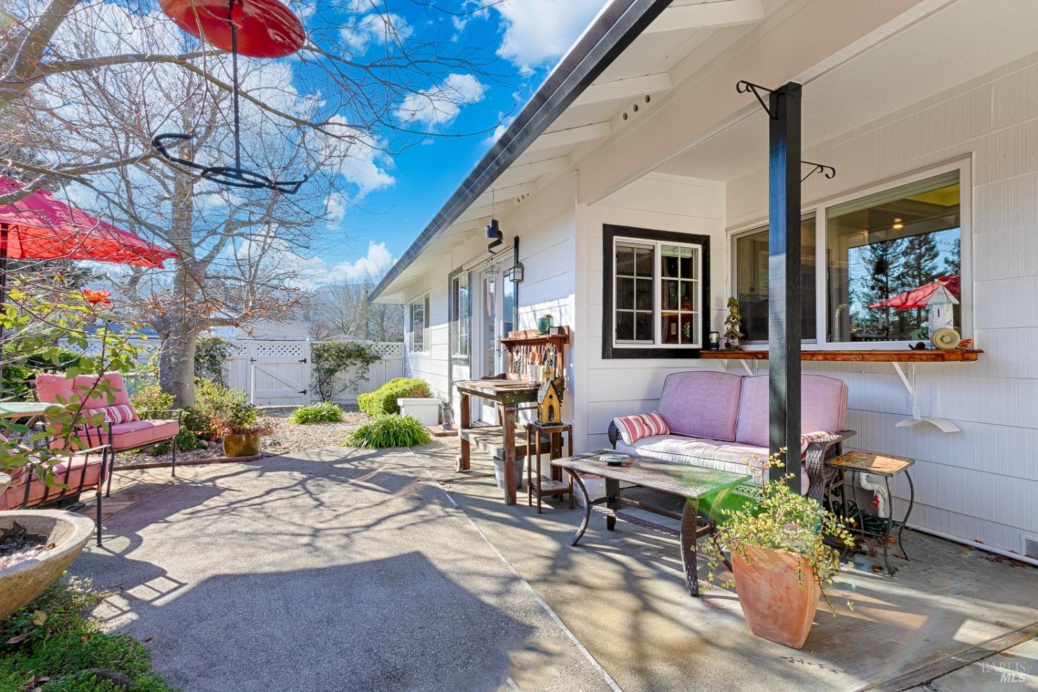 150 Valley Oaks Drive