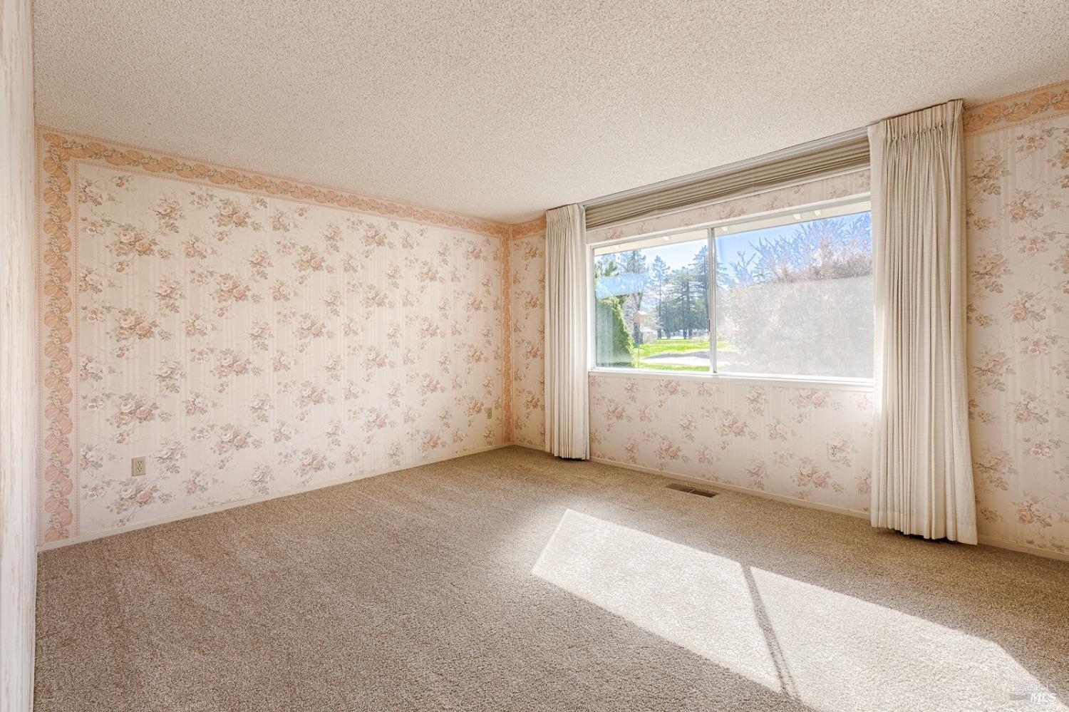 250 Mockingbird Circle