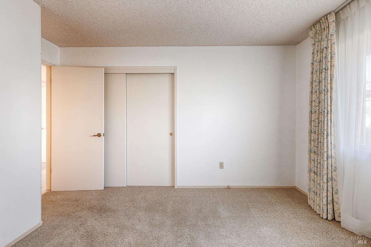250 Mockingbird Circle