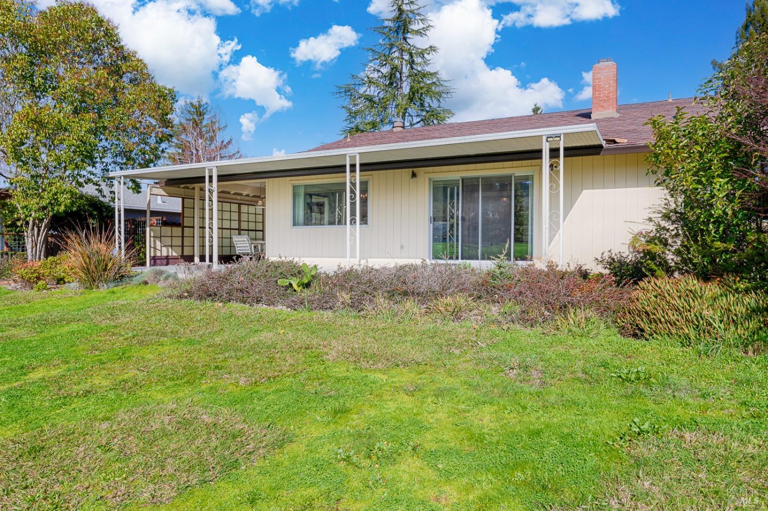 250 Mockingbird Circle