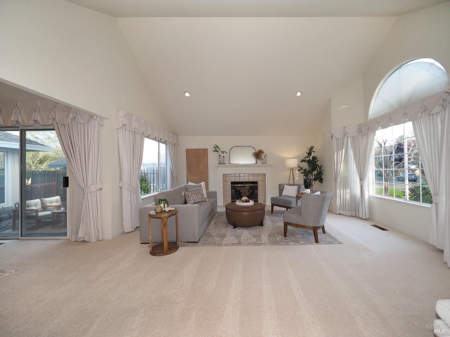 7889 Oakmont Drive