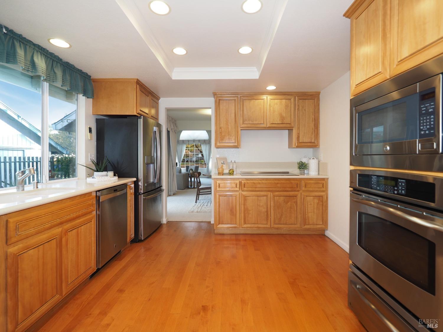 7889 Oakmont Drive
