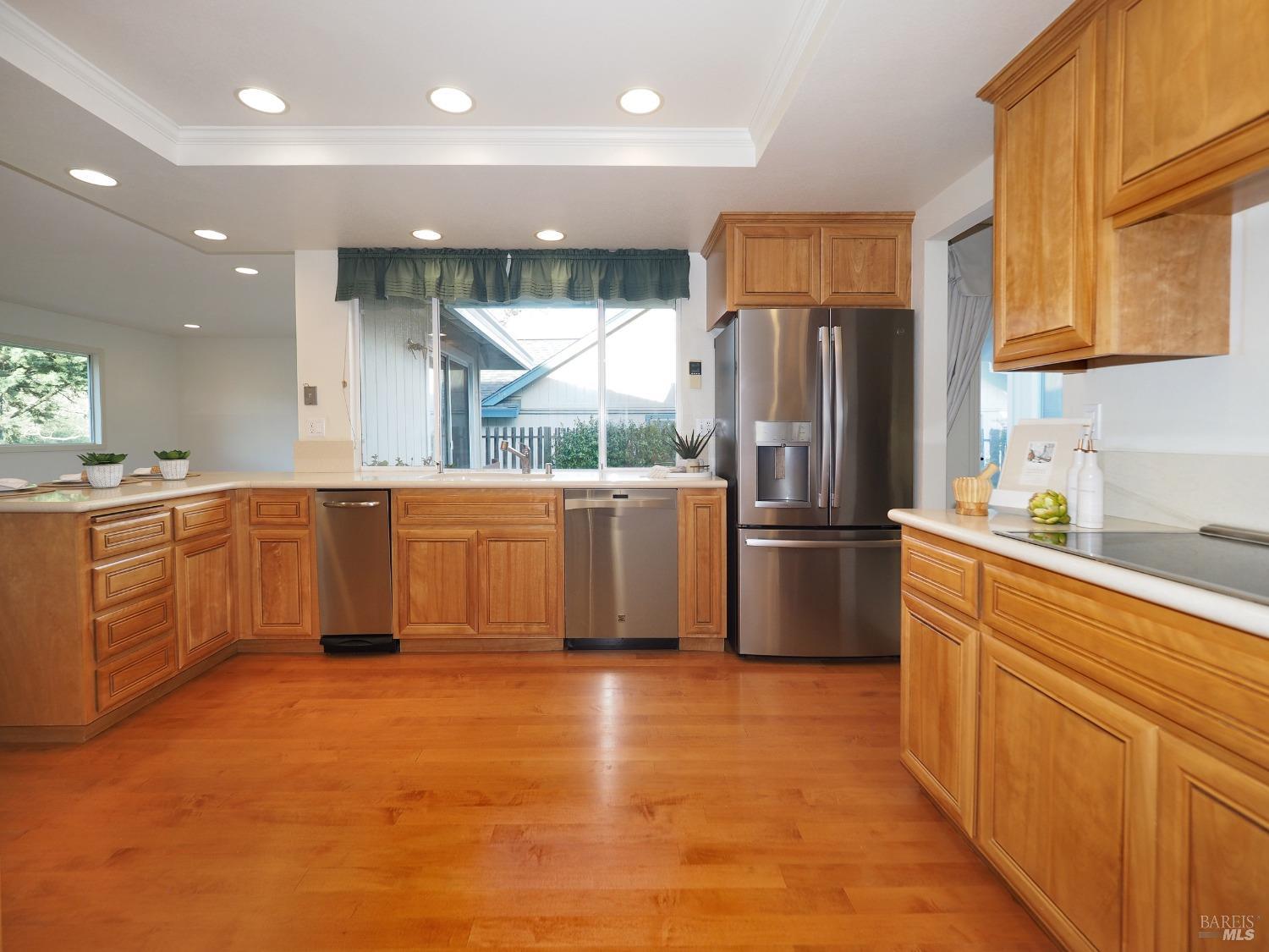 7889 Oakmont Drive