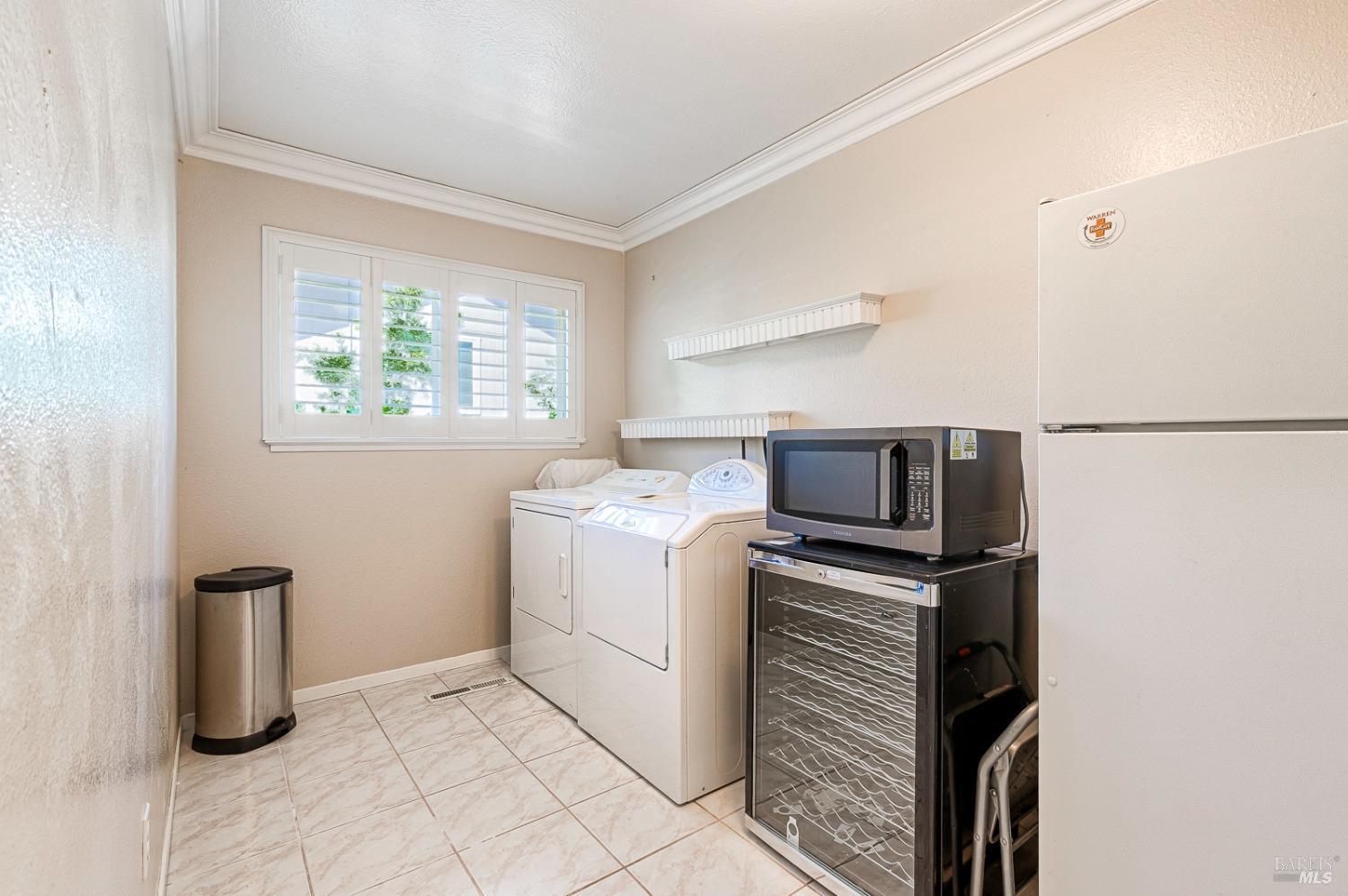431 Oak Brook Lane