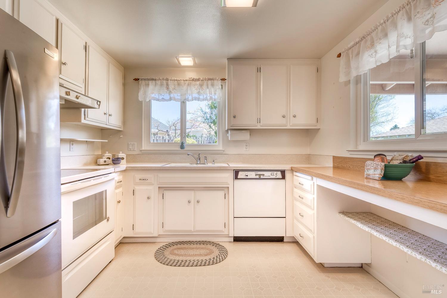 206 Belhaven Circle