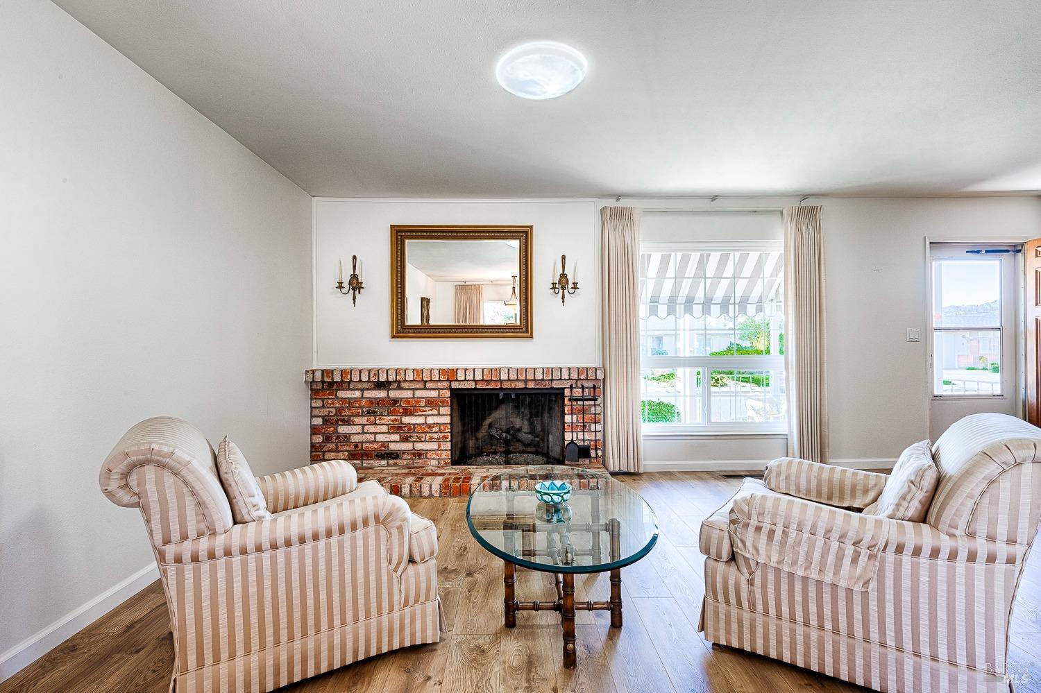 206 Belhaven Circle