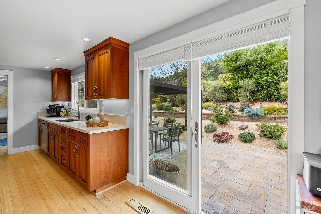 429 Oak Brook Lane