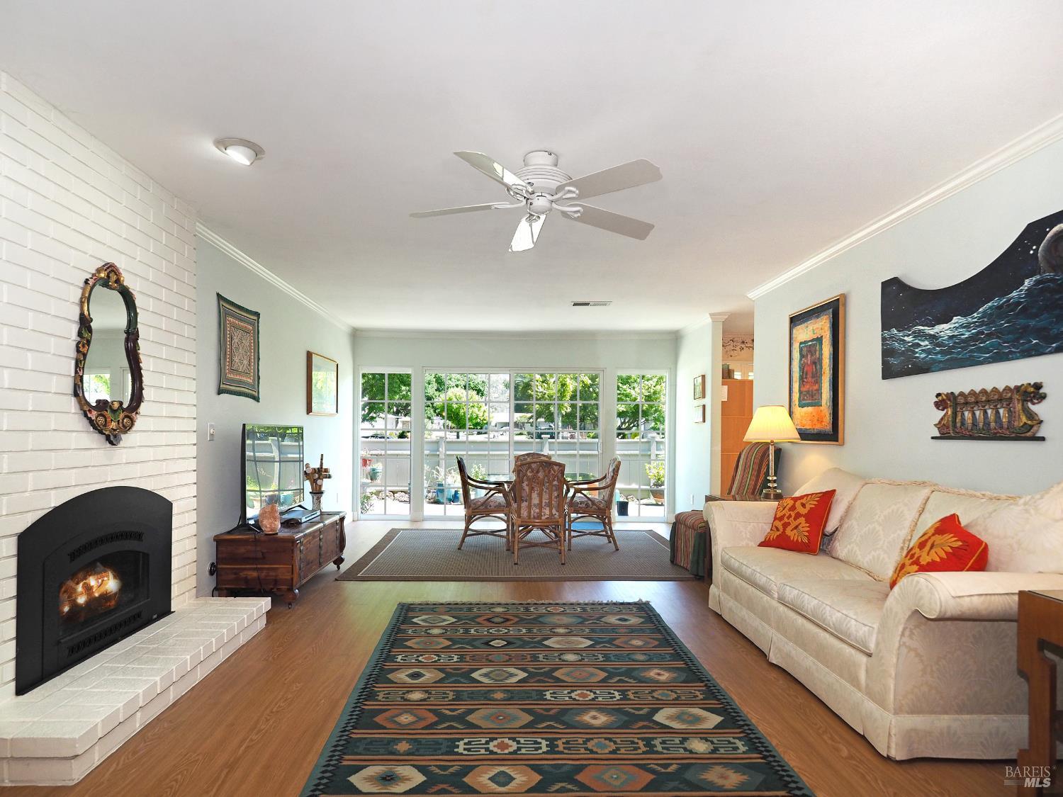 342 Oak Leaf Circle