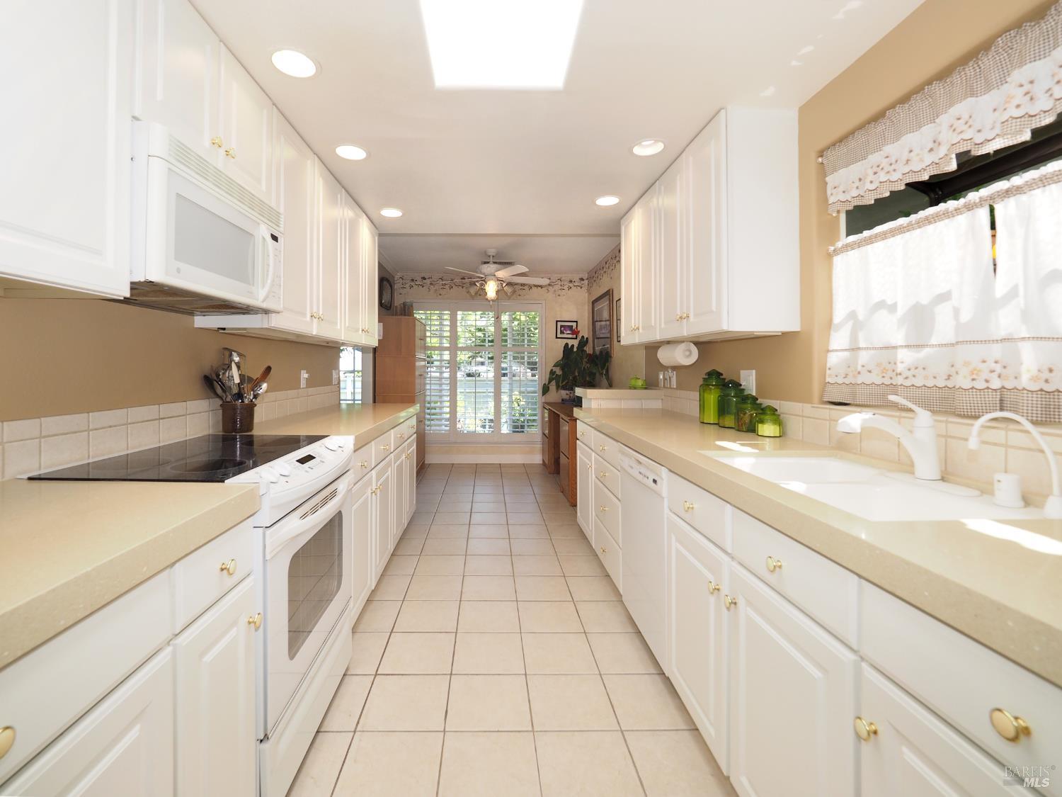342 Oak Leaf Circle
