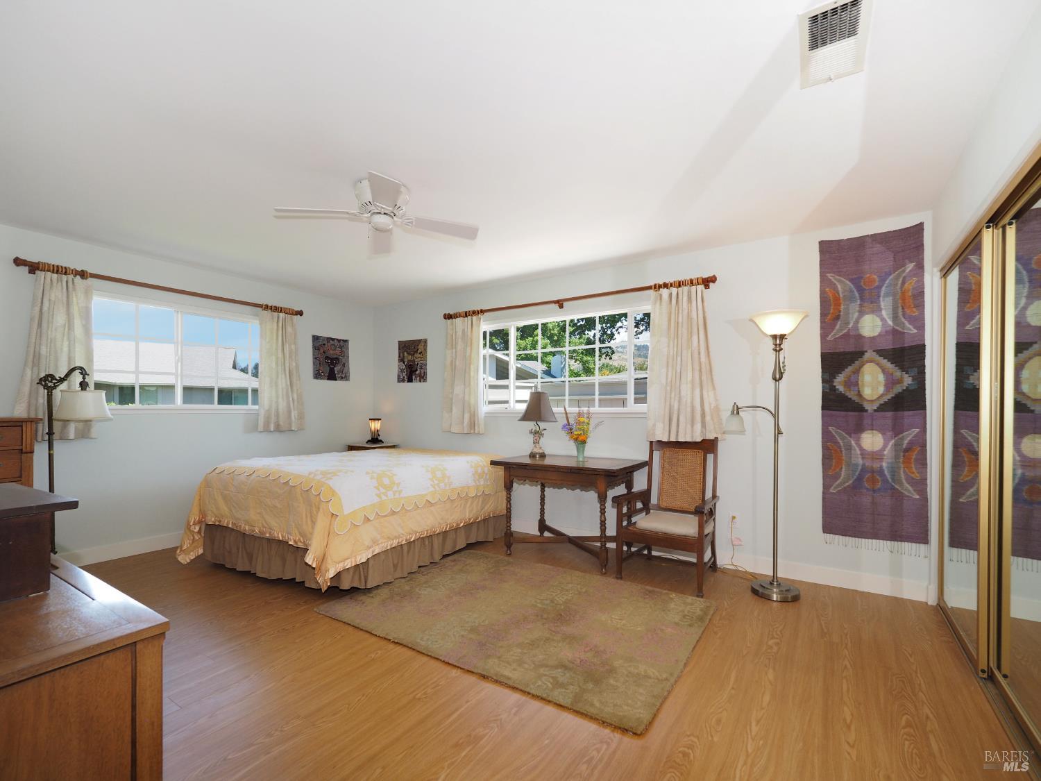 342 Oak Leaf Circle