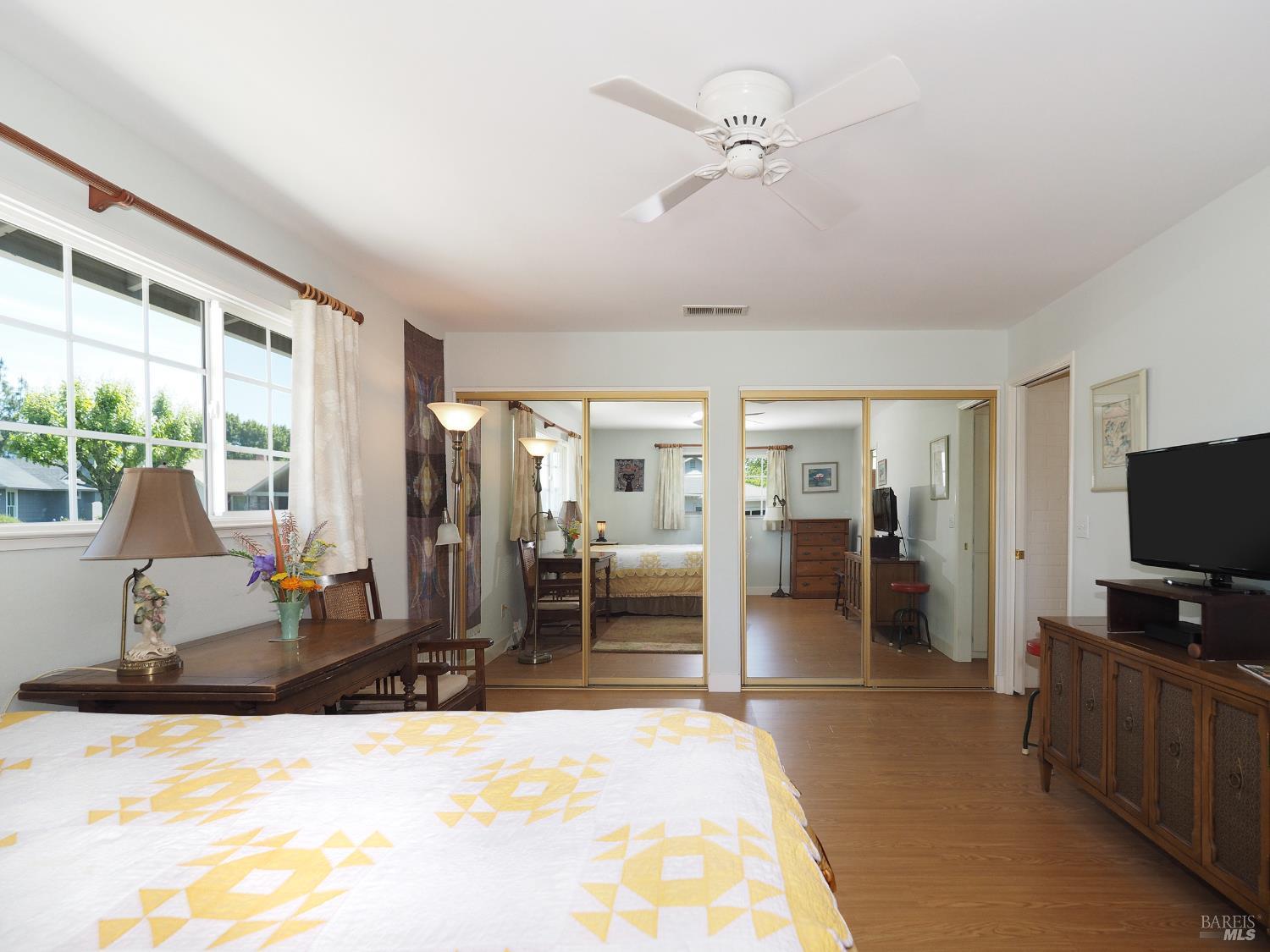 342 Oak Leaf Circle