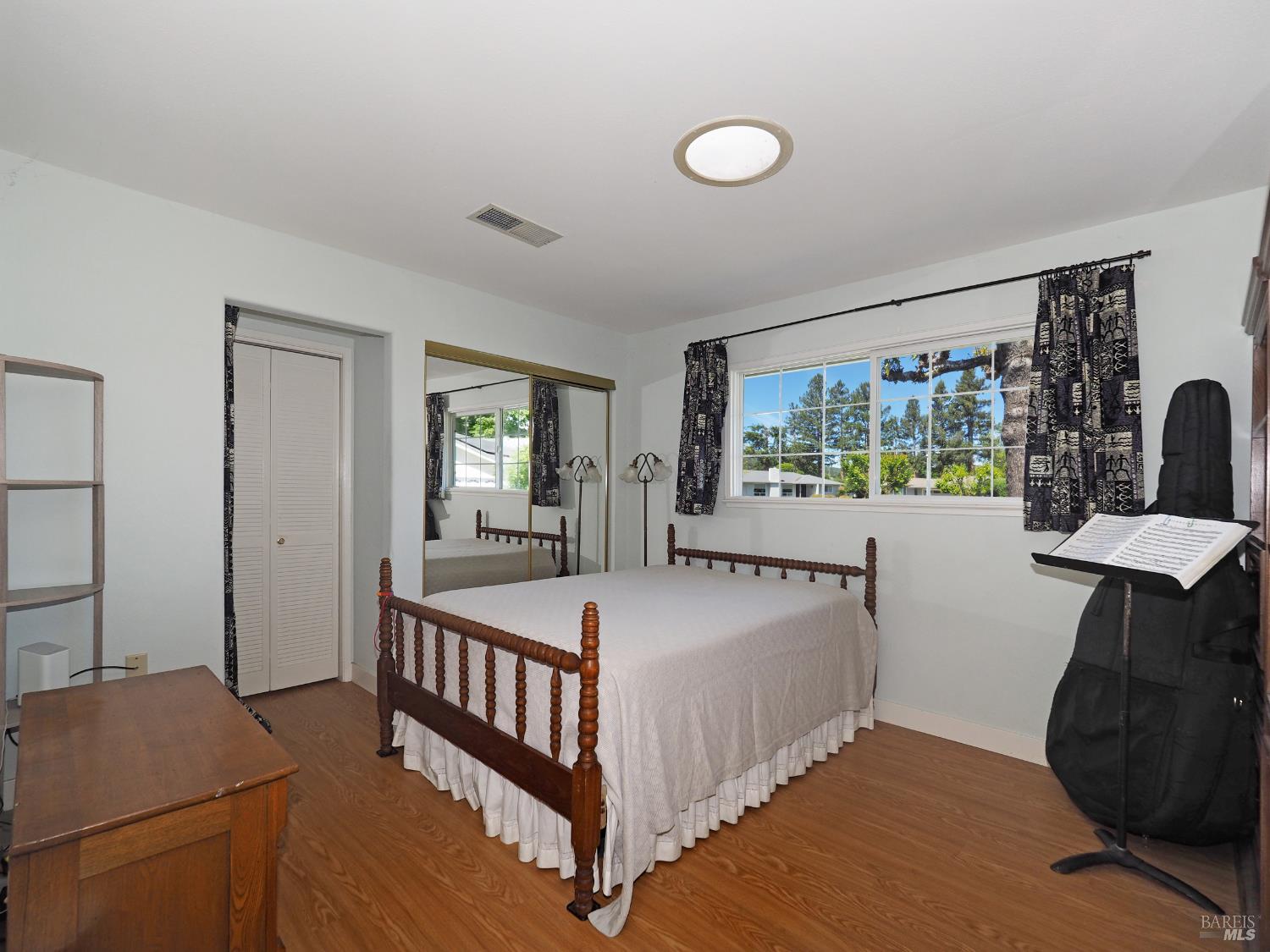 342 Oak Leaf Circle