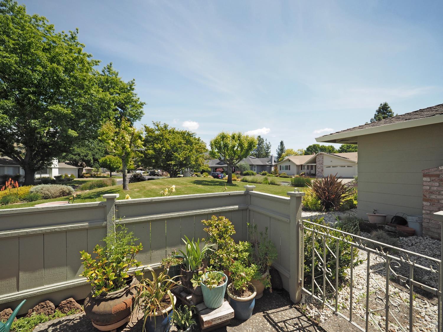 342 Oak Leaf Circle