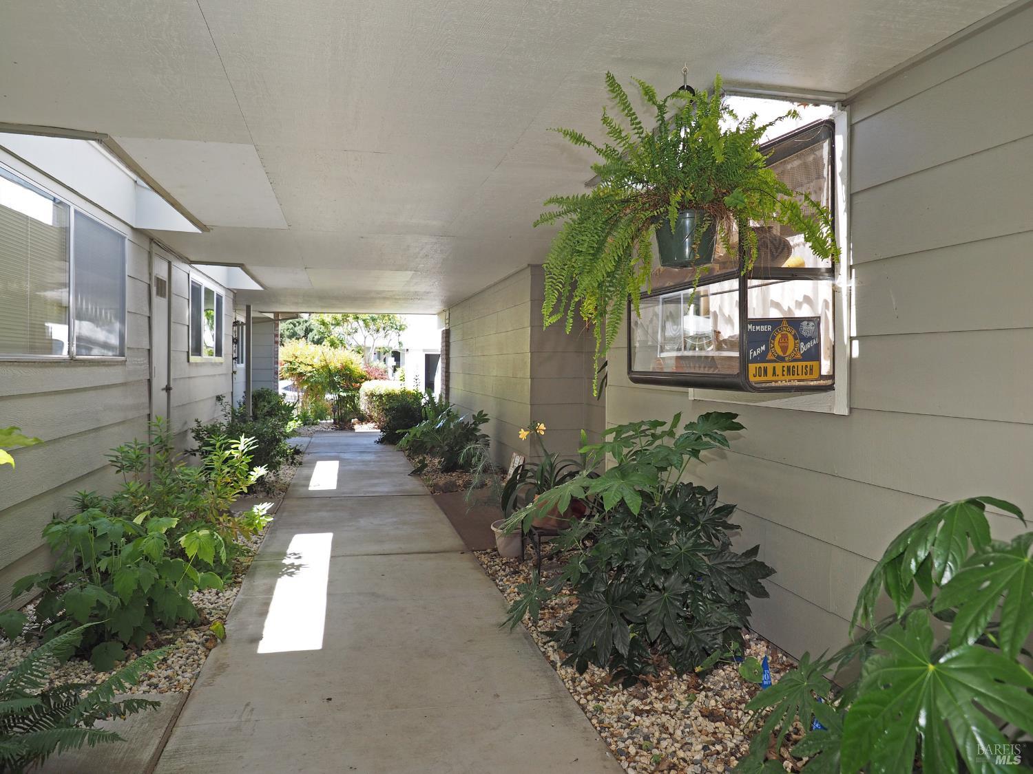 342 Oak Leaf Circle