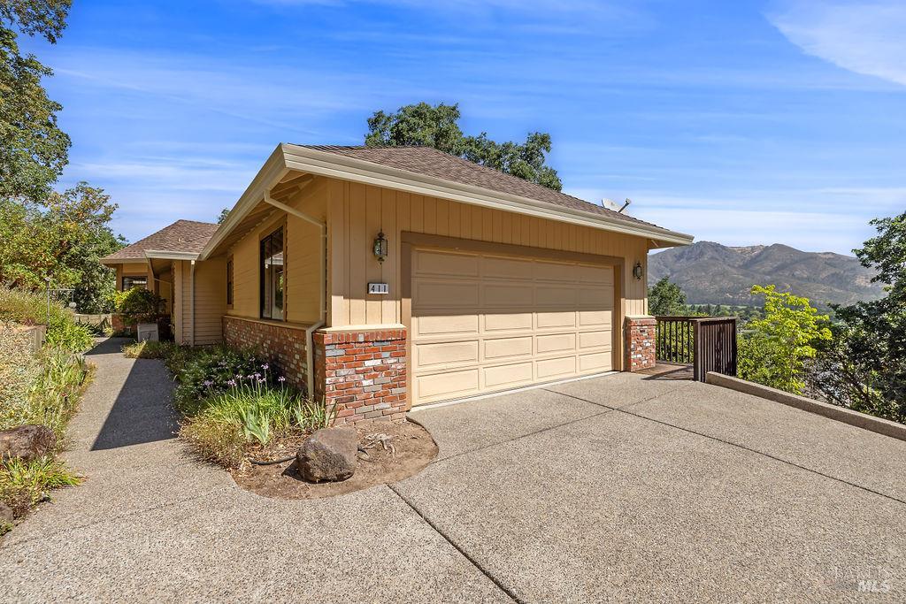 411 Trail Ridge Court
