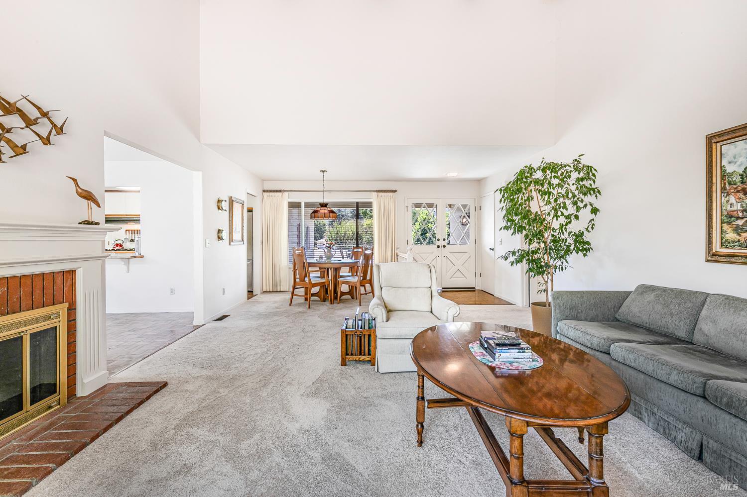 6941 Oak Leaf Drive