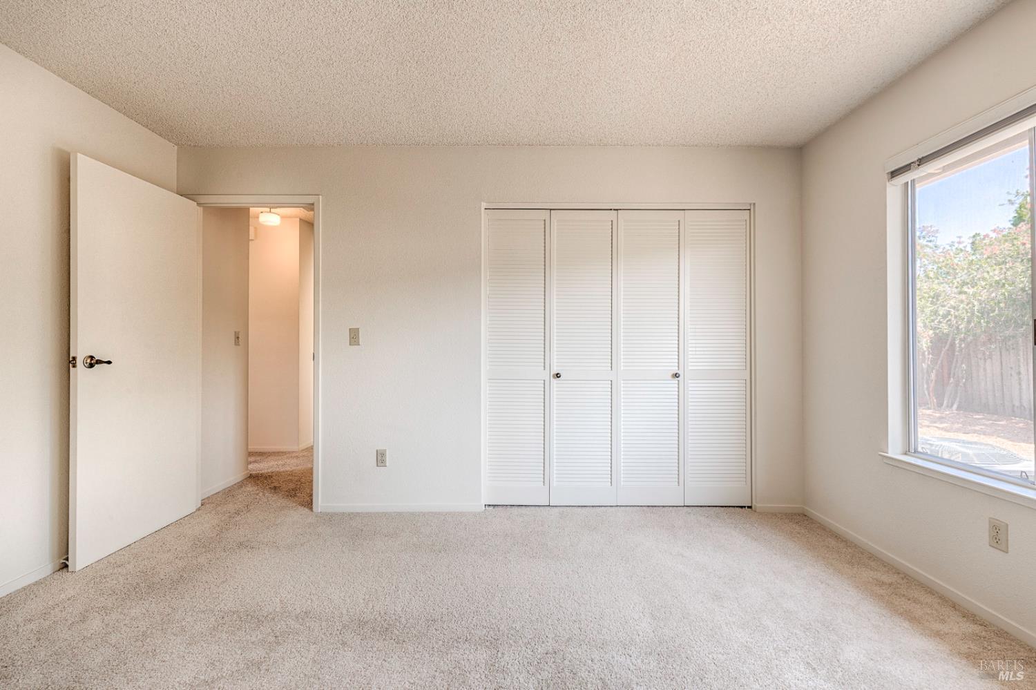 8927 Oak Trail Drive
