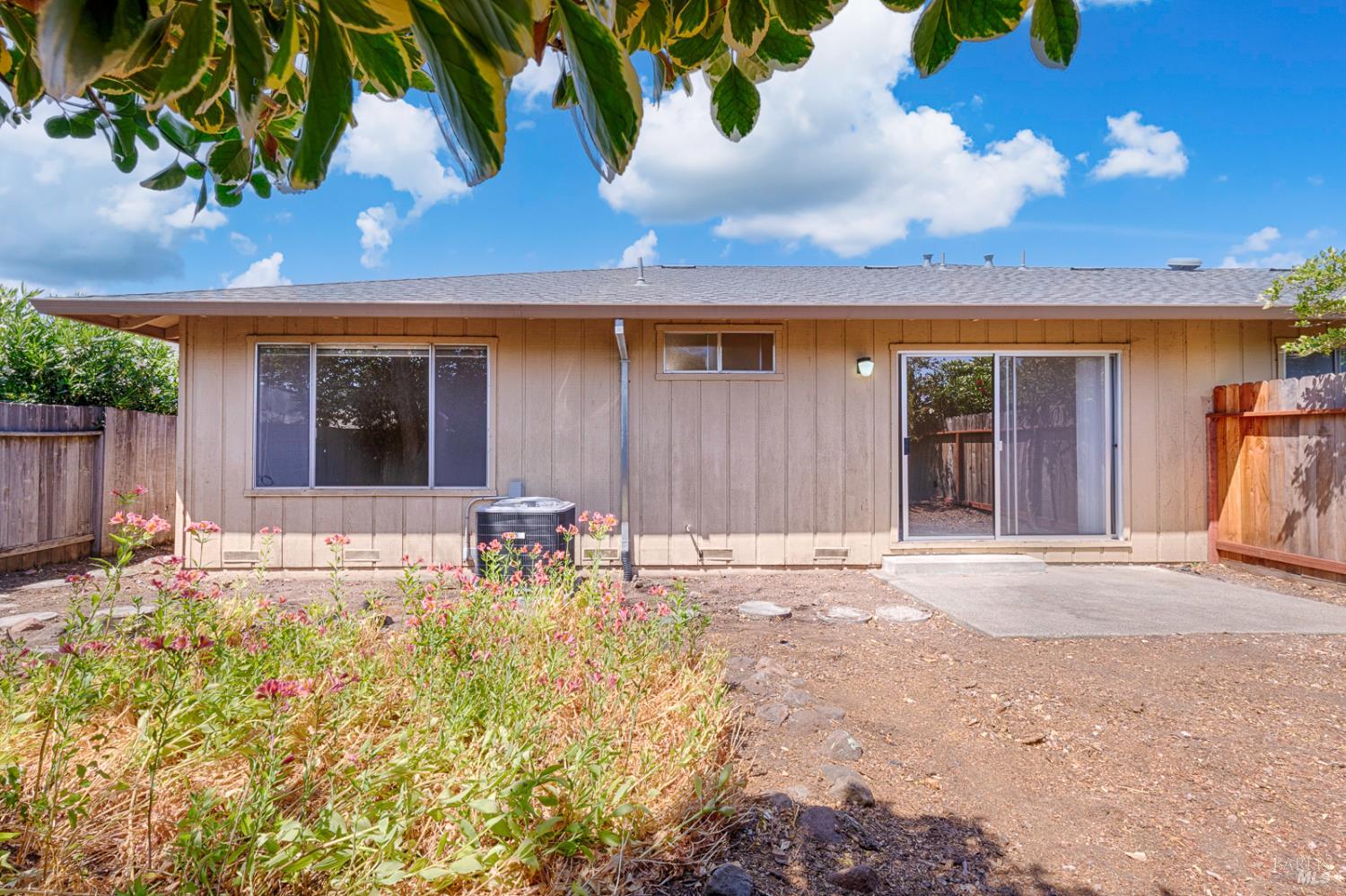 8927 Oak Trail Drive