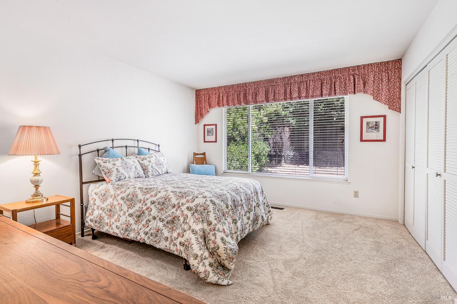 6941 Oak Leaf Drive