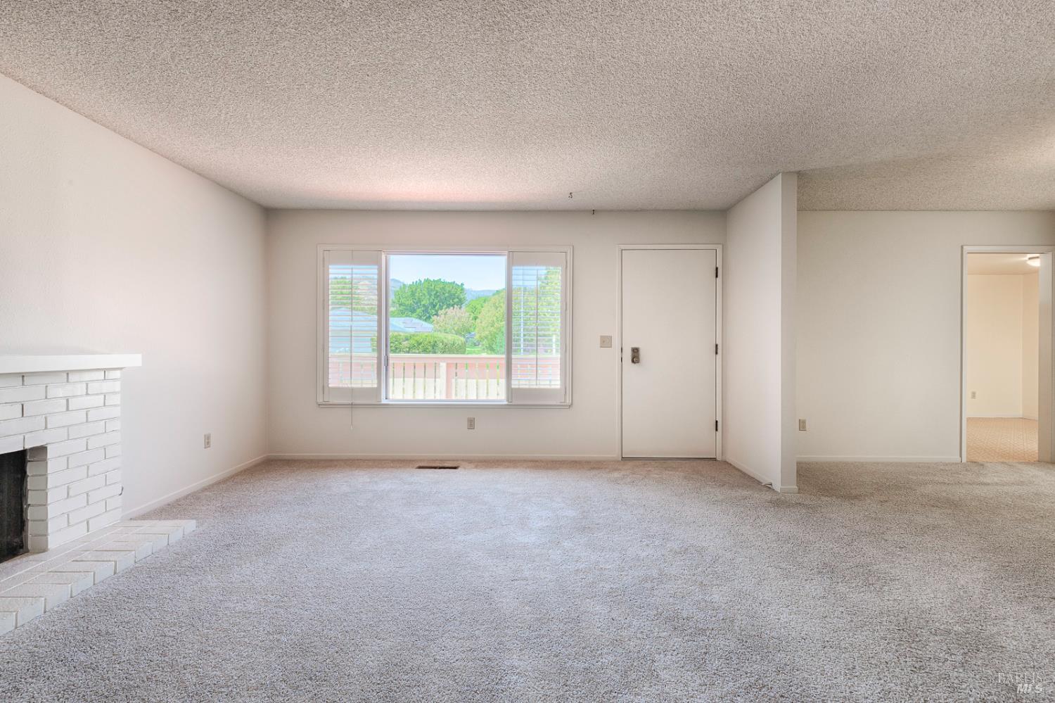 8927 Oak Trail Drive